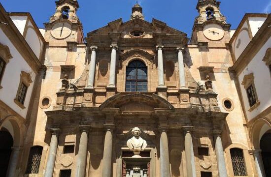 palazzo dei Borboni a Palermo