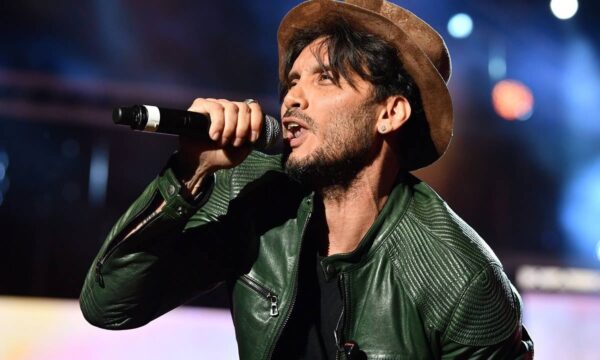 Fabrizio_Moro_1-1200x800