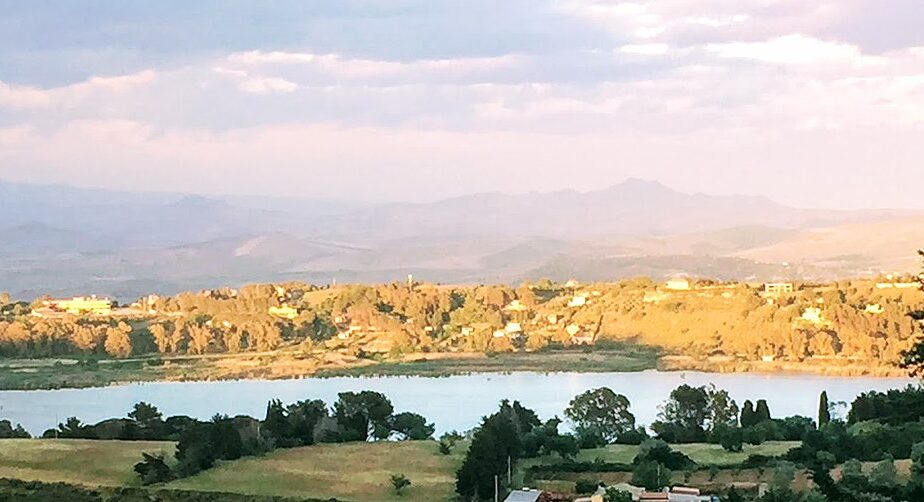 Il_tramonto_sul_lago_Mitologico_di_Pergusa